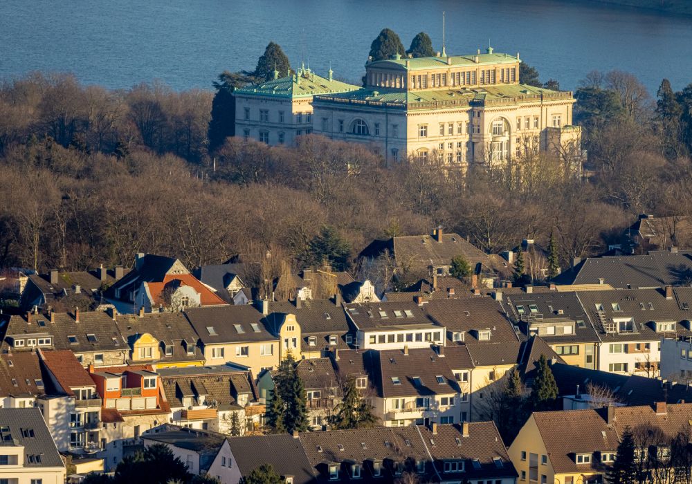 Luftaufnahme Essen - Villa Einfamilienhaus Villa Hügel in Essen im Bundesland Nordrhein-Westfalen, Deutschland