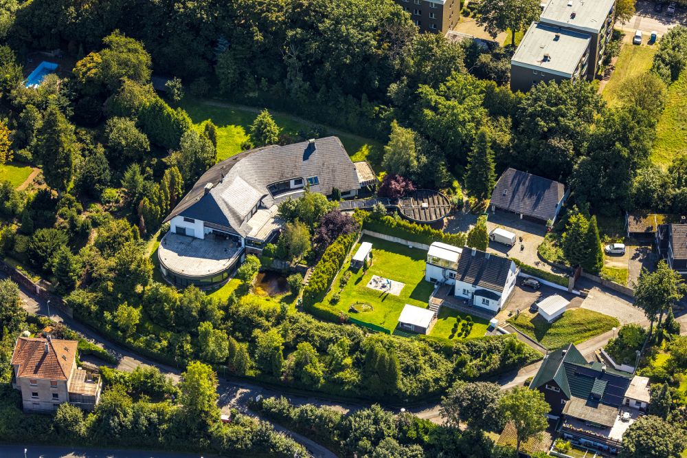 Witten aus der Vogelperspektive: Villa Einfamilienhaus in Witten im Bundesland Nordrhein-Westfalen, Deutschland