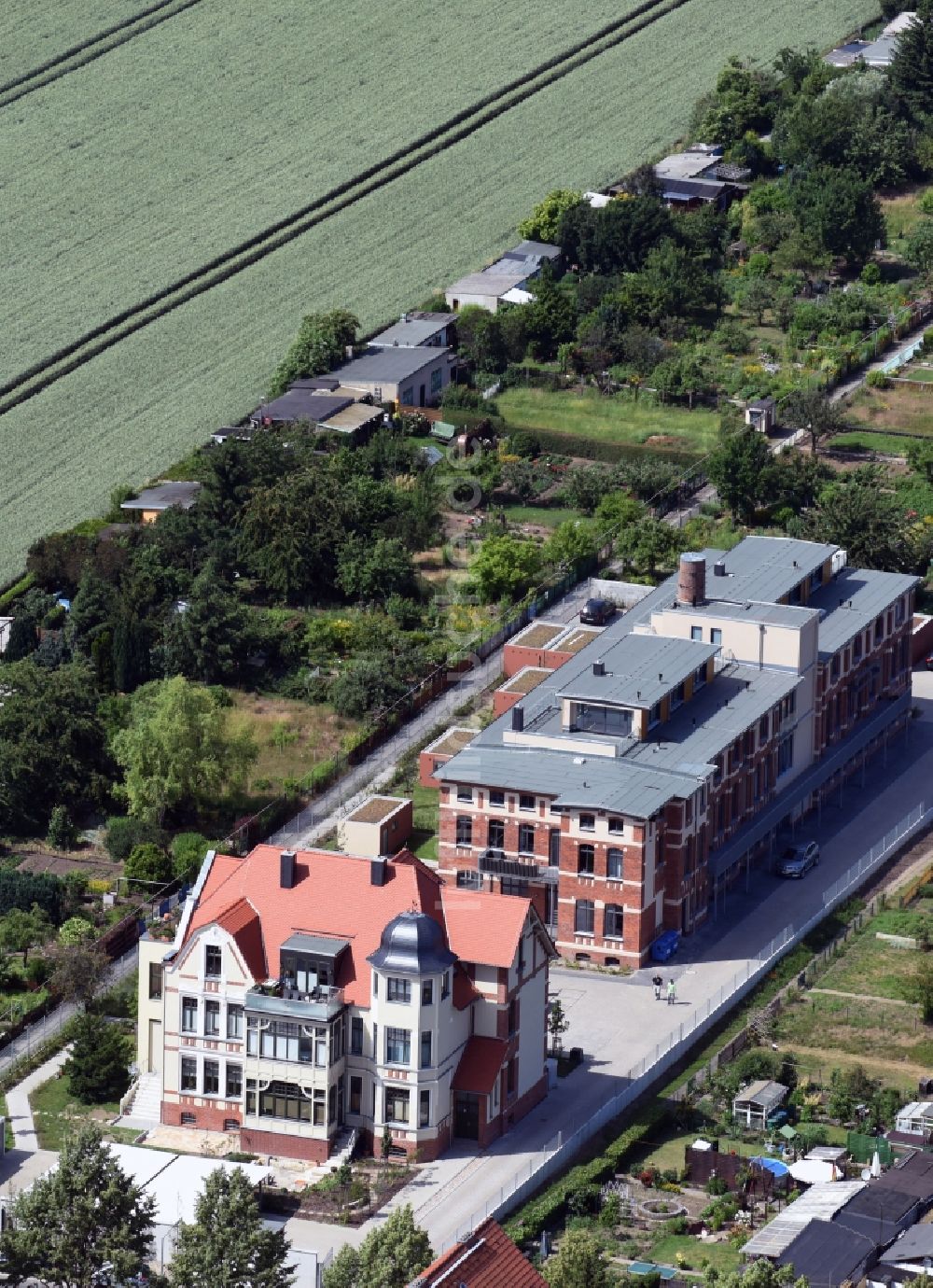 Luftbild Magdeburg - Villa und Luxus-Wohnungen im einem Wohngebiet in Magdeburg im Bundesland Sachsen-Anhalt