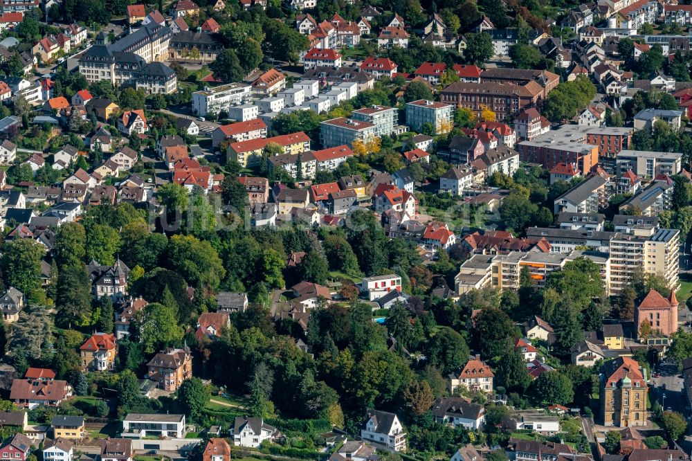 Luftbild Lahr/Schwarzwald - Villen im Wohngebiet einer Einfamilienhaus- Siedlung in Lahr/Schwarzwald im Bundesland Baden-Württemberg, Deutschland