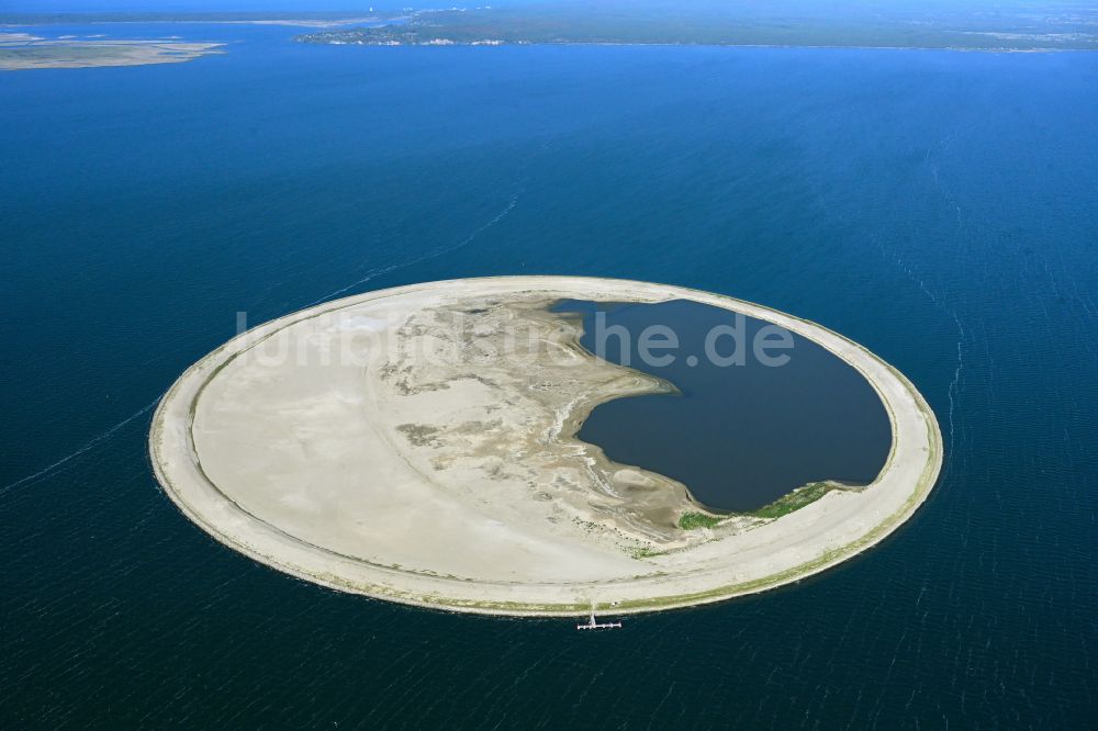 Luftaufnahme Swinemünde - Vogelschutzinsel auf der Wasseroberfläche des Stettiner Haff in Swinemünde in Woiwodschaft Westpommern, Polen
