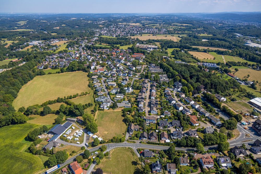 Luftaufnahme Hobeuken - Von Wald umgebene Ortsansicht in Hobeuken im Bundesland Nordrhein-Westfalen, Deutschland