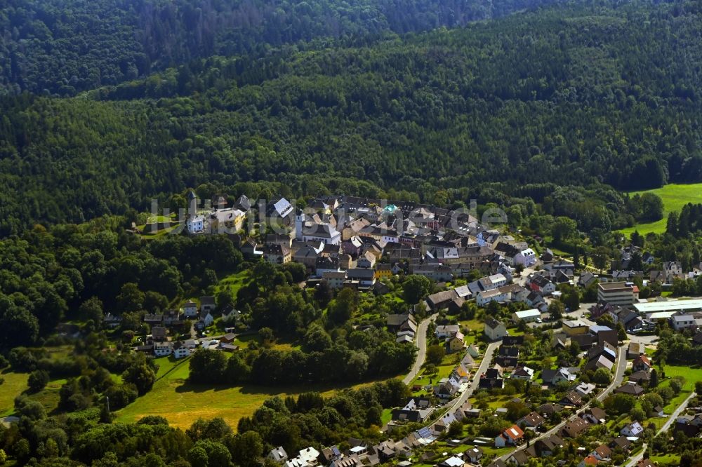 Luftbild Lichtenberg - Von Wald umgebene Ortsansicht in Lichtenberg im Bundesland Bayern, Deutschland