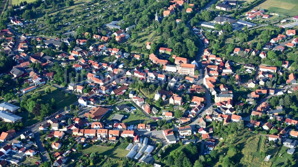Luftbild Neinstedt - Von Wald umgebene Ortsansicht in Neinstedt im Bundesland Sachsen-Anhalt, Deutschland