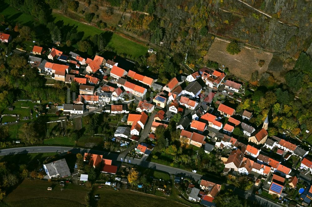 Luftbild Unkenbach - Von Wald umgebene Ortsansicht in Unkenbach im Bundesland Rheinland-Pfalz, Deutschland
