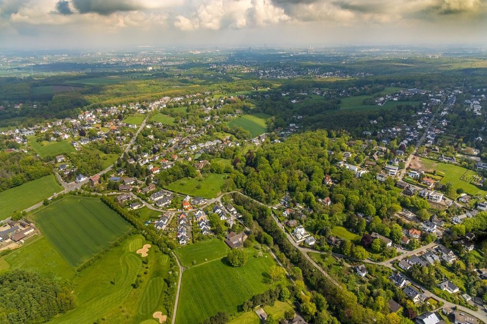 Luftaufnahme Vaerstenberg - Von Wald umgebene Ortsansicht in Vaerstenberg im Bundesland Nordrhein-Westfalen, Deutschland