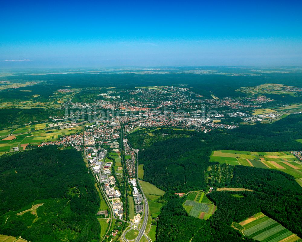 Luftbild Derendingen - Von Waldflächen umsäumtes Stadtgebiet in Derendingen im Bundesland Baden-Württemberg, Deutschland