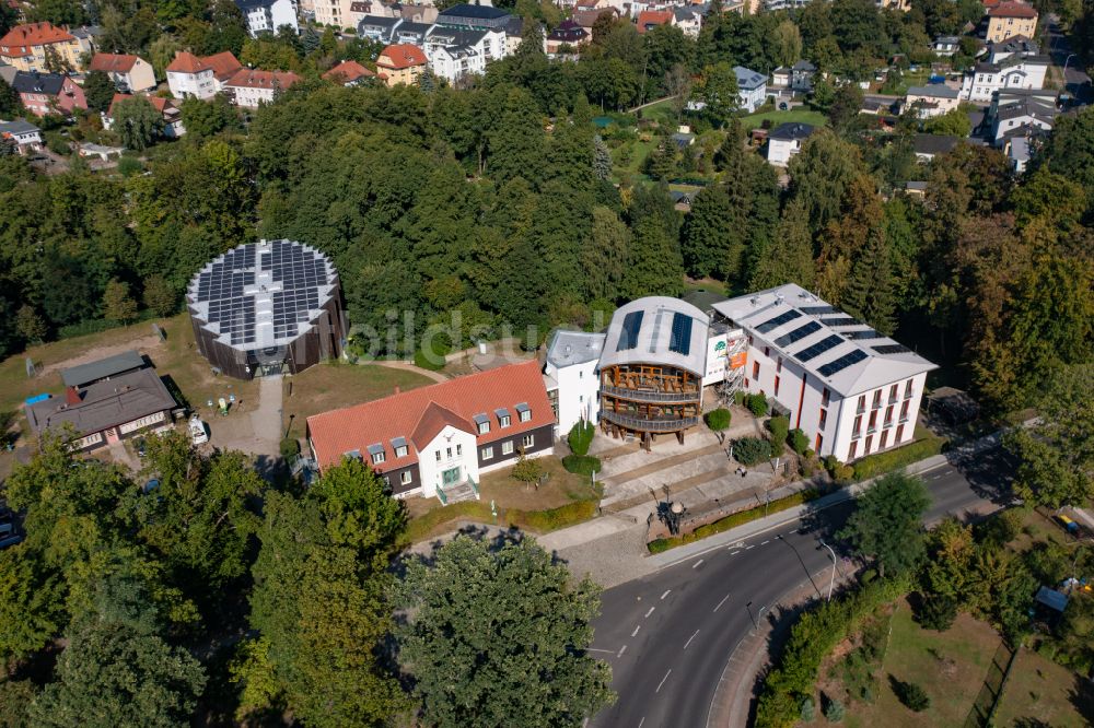 Luftbild Eberswalde - Wald Solar Heim Gästehaus und Baustelle des Erneuerbare Energien Zentrums in Eberswalde im Bundesland Brandenburg