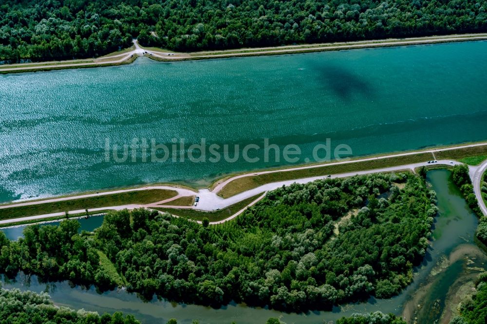 Schwanau aus der Vogelperspektive: Wasser im Naturschutzgebiet Rhein in Schwanau im Bundesland Baden-Württemberg, Deutschland