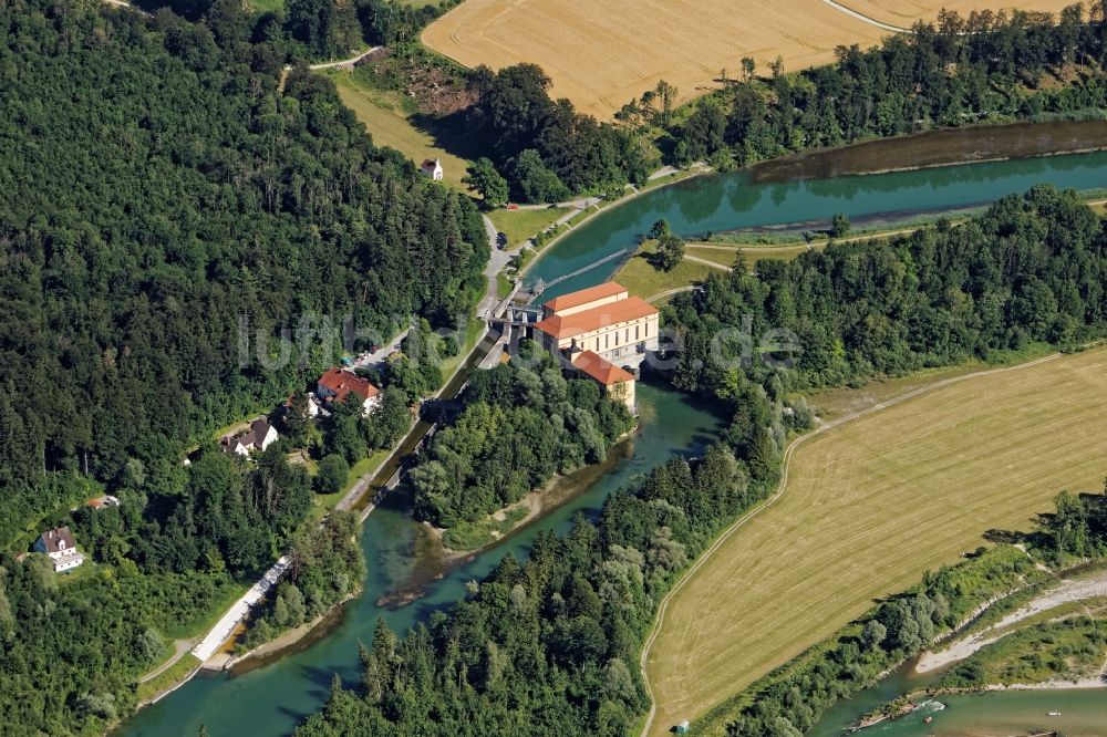 Straßlach-Dingharting aus der Vogelperspektive: Wasserkraftwerk Mühltal mit Floßrutsche in Straßlach-Dingharting im Bundesland Bayern