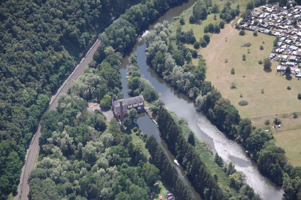 Luftaufnahme Lahnstein - Wasserkraftwerk der SÜWAG an der Lahn im Ortsteil Friedrichssegen in Lahnstein im Bundesland Rheinland-Pfalz, Deutschland