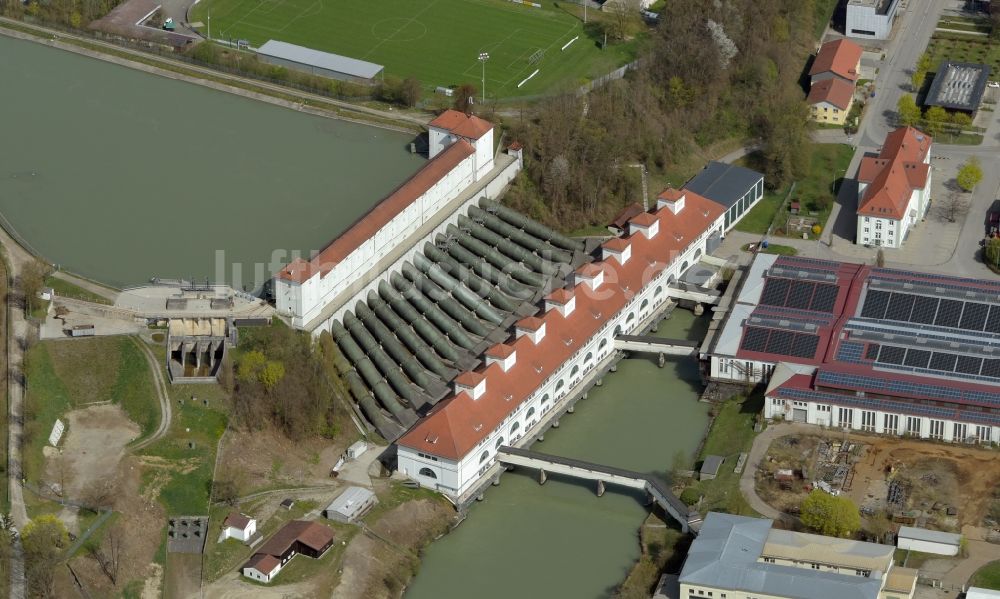 Töging am Inn aus der Vogelperspektive: Wasserkraftwerk in Töging am Inn im Bundesland Bayern, Deutschland