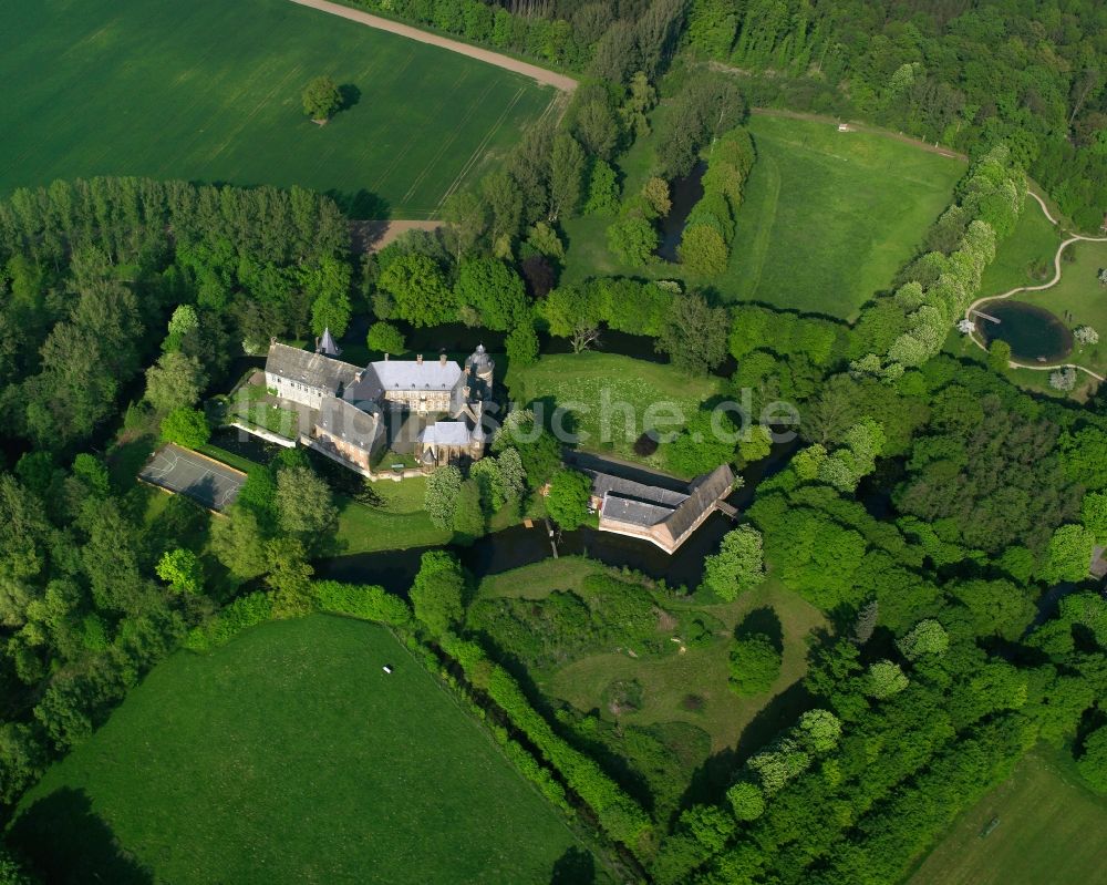 Luftbild Lippetal - Wasserschloss Haus Assen im Ortsteil Lippborg in Lippetal im Bundesland Nordrhein-Westfalen
