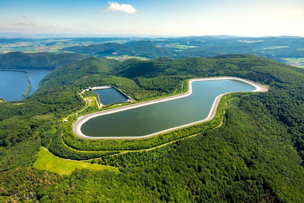 Edertal von oben - Wasserwerk - Hochspeicher Anlage in Edertal im Bundesland Hessen, Deutschland