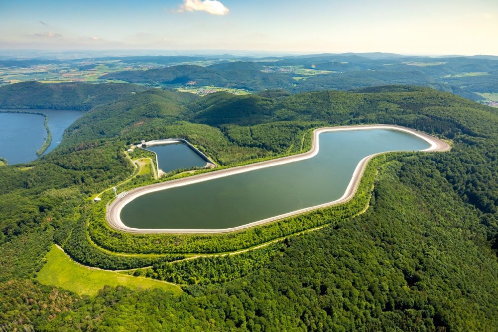 Edertal aus der Vogelperspektive: Wasserwerk - Hochspeicher Anlage in Edertal im Bundesland Hessen, Deutschland