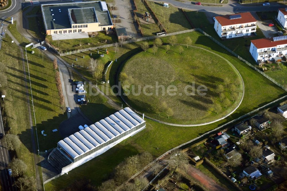 Luftaufnahme Schwerin - Wasserwerk Mühlenscharrn in Schwerin im Bundesland Mecklenburg-Vorpommern, Deutschland