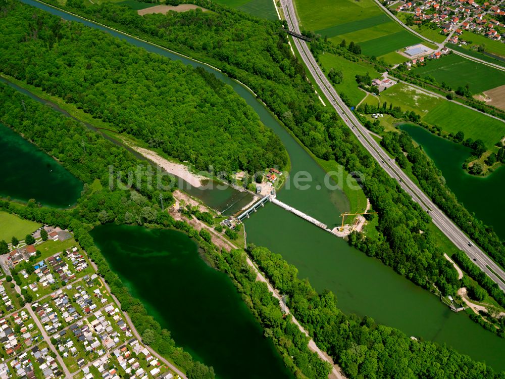 Altenstadt von oben - Wasserwerk und Wasserkraftwerk an der Iller in Altenstadt im Bundesland Bayern, Deutschland