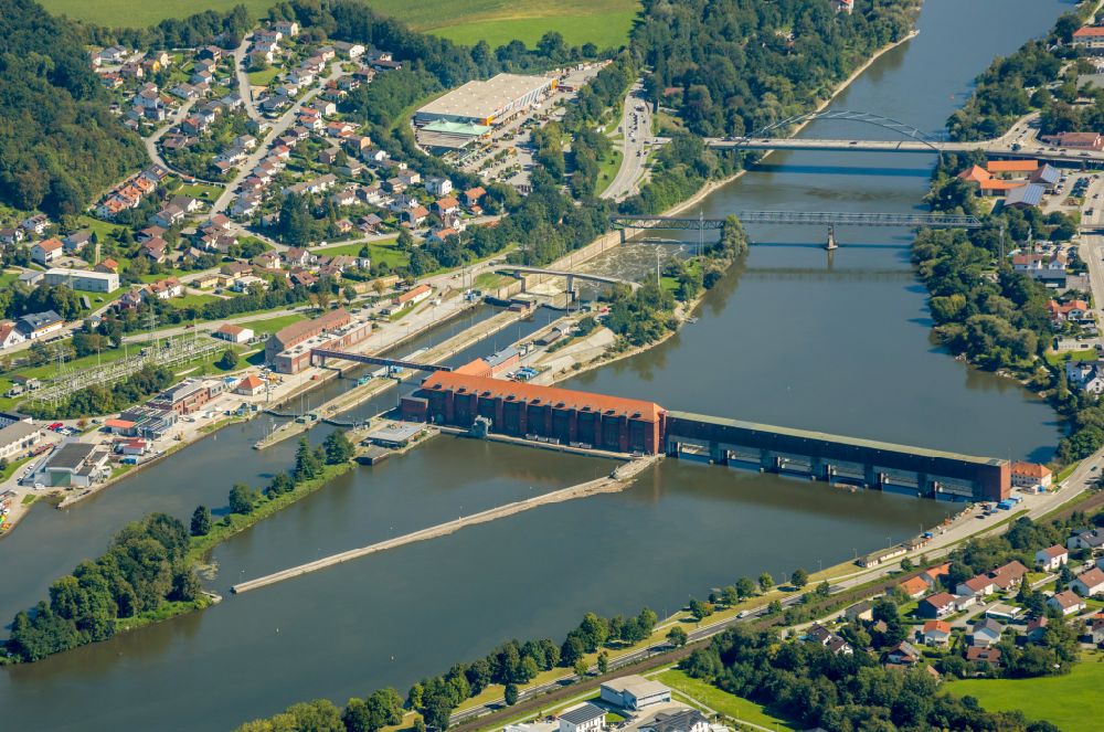 Passau von oben - Wasserwerk und Wasserkraftwerk in Passau im Bundesland Bayern, Deutschland