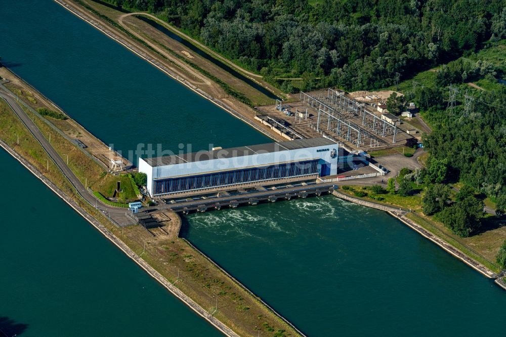 Luftaufnahme Rhinau - Wasserwerk und Wasserkraftwerk Rhinau Hydroelectric Plant am Rhein in Assens in Grand Est, Frankreich