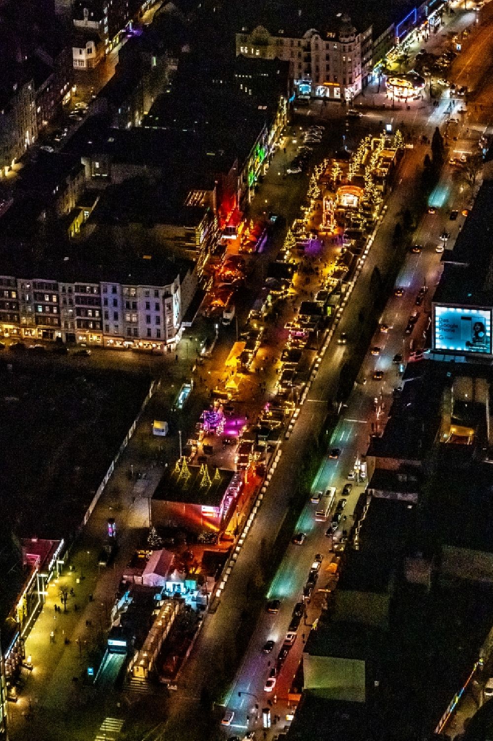 Luftaufnahme Hamburg - Weihnachtsmarkt-Santa Pauli Veranstaltungsgelände und Verkaufs- Hütten und Buden in Hamburg, Deutschland