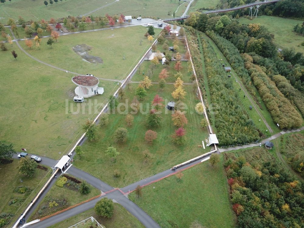 Luftaufnahme Ronneburg - Weltrekordversuch in der Parkanlage Neue Landschaft in Ronneburg im Bundesland Thüringen, Deutschland