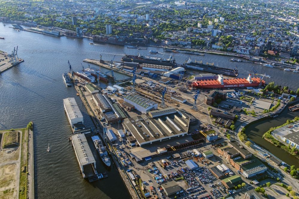 Hamburg von oben - Werftgelände der Blohm+Voss GmbH in Hamburg