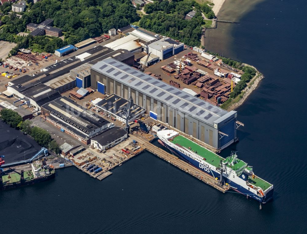 Luftaufnahme Flensburg - Werftgelände der Flensburger Schiffbau in Flensburg im Bundesland Schleswig-Holstein, Deutschland