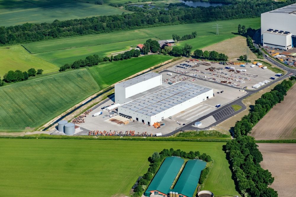 Papenburg aus der Vogelperspektive: Werftgelände der Meyer Werft Logistikzentrum in Papenburg im Bundesland Niedersachsen, Deutschland