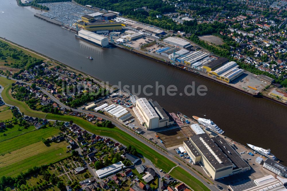 Bremen von oben - Werftgelände der Schiffswerft am Ufer Lürssen in Bremen, Deutschland