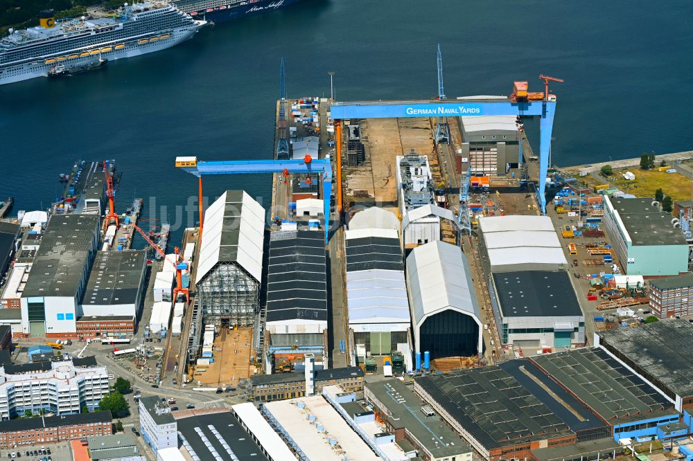 Kiel aus der Vogelperspektive: Werftgelände der thyssenkrupp Marine Systems GmbH in Kiel im Bundesland Schleswig-Holstein, Deutschland