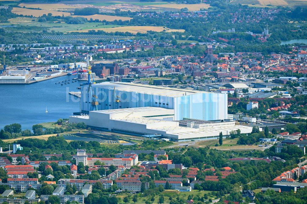 Luftbild Hansestadt Wismar - Werftgelände der MV Werften Wismar in Wismar im Bundesland Mecklenburg-Vorpommern, Deutschland