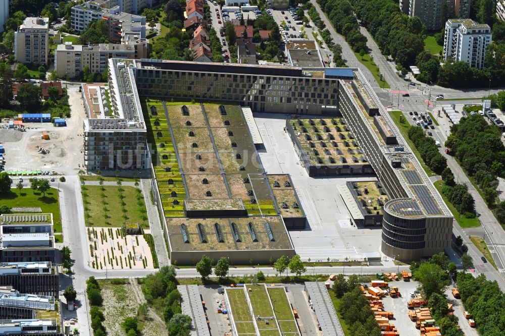 München von oben - Werksgelände der Abfallwirtschaftsbetrieb München in München im Bundesland Bayern, Deutschland