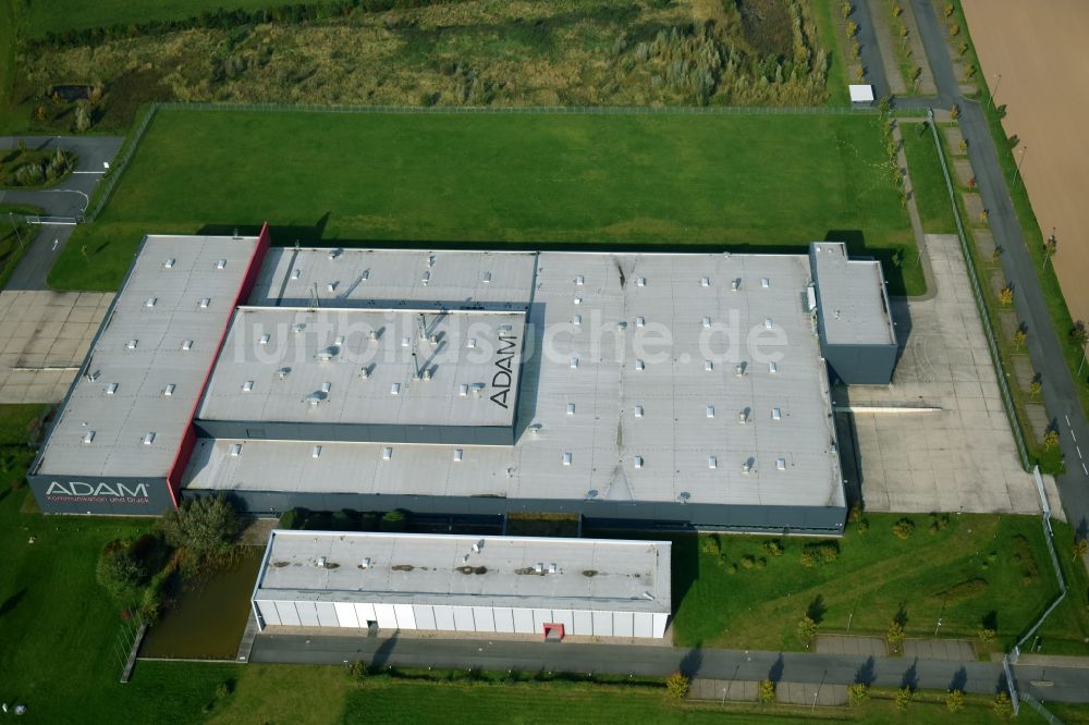 Luftaufnahme Laage - Werksgelände der ADAM Kommunikation und Druck - ADAM NG GmbH in Laage im Bundesland Mecklenburg-Vorpommern, Deutschland