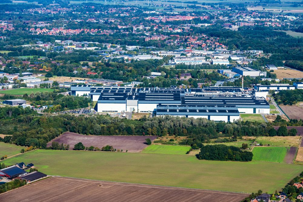 Luftbild Stade - Werksgelände Airbus Deutschland GmbH im Ortsteil Ottenbeck in Stade im Bundesland Niedersachsen, Deutschland