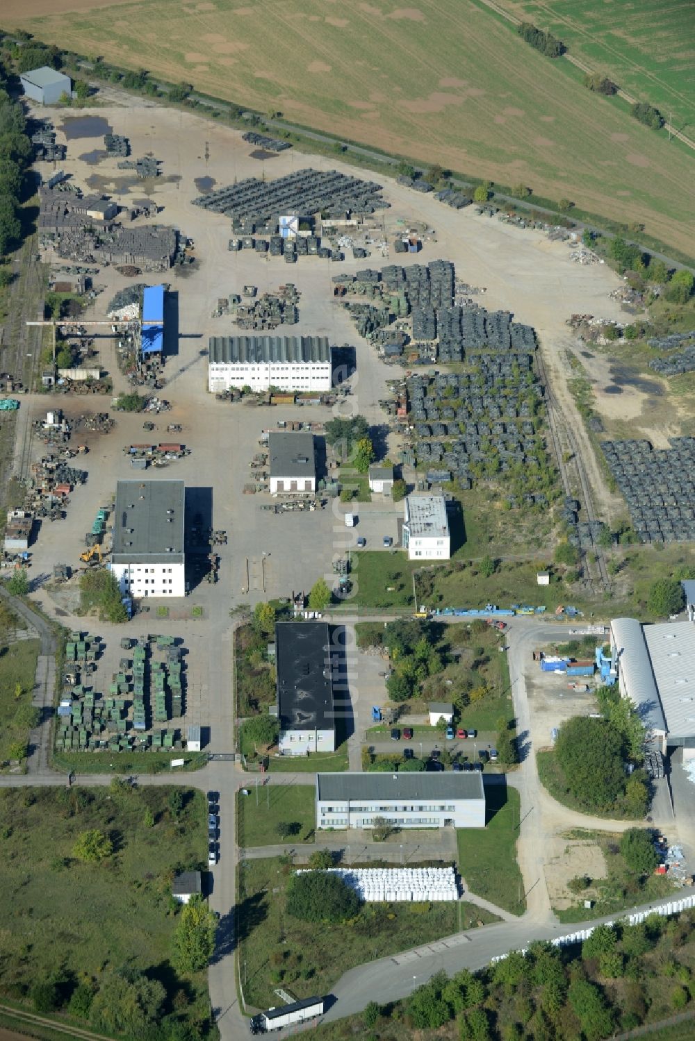 Rockensußra aus der Vogelperspektive: Werksgelände der Battle Tank Dismantling GmbH Koch (BTD) in Rockensußra im Bundesland Thüringen