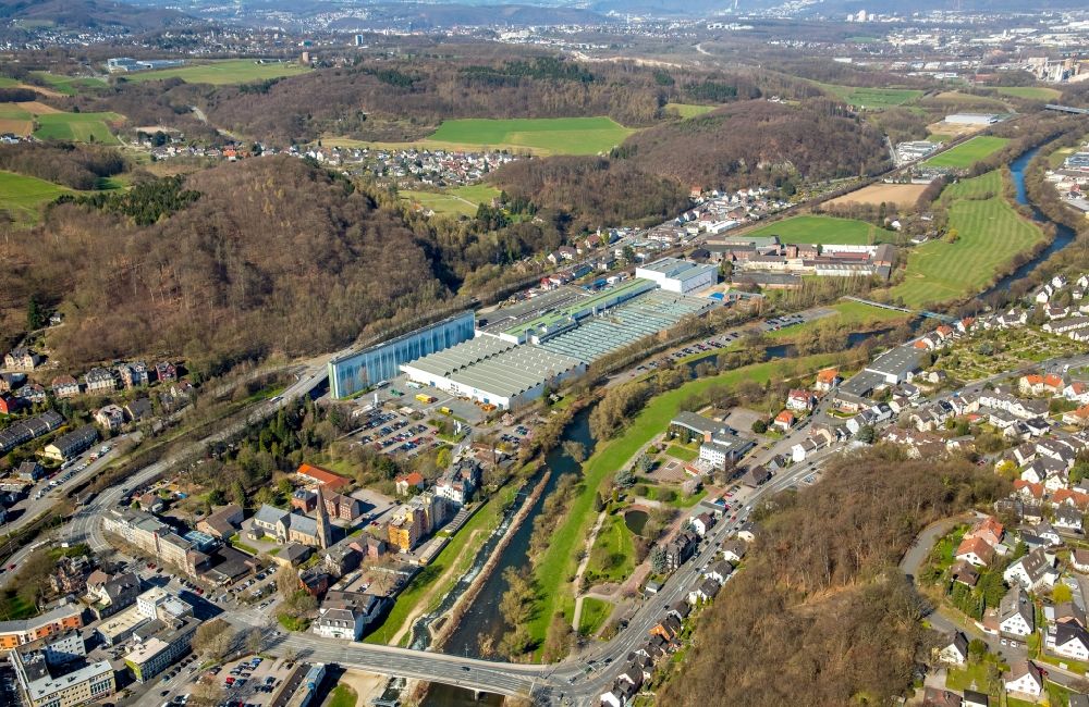 Luftaufnahme Hagen - Werksgelände der Bilstein Handel KG Im Weinhof im Ortsteil Hohenlimburg in Hagen im Bundesland Nordrhein-Westfalen