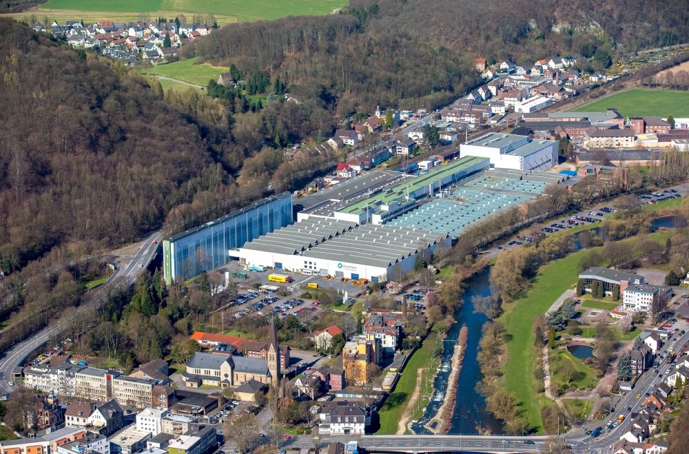 Luftaufnahme Hagen - Werksgelände der Bilstein Handel KG Im Weinhof im Ortsteil Hohenlimburg in Hagen im Bundesland Nordrhein-Westfalen