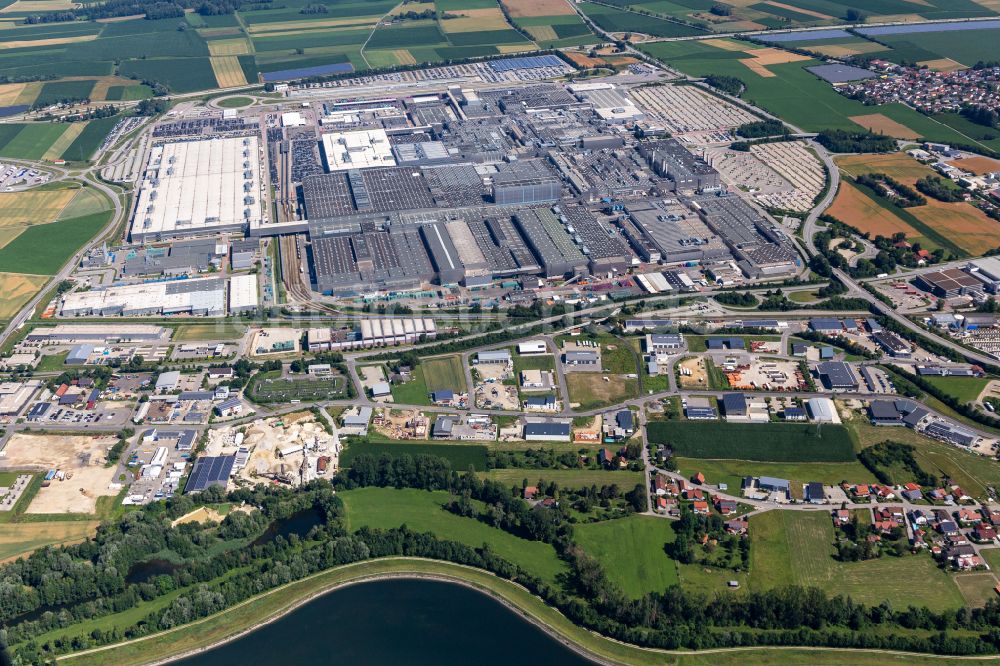 Luftbild Dingolfing - Werksgelände der BMW Werke 2.4 in Dingolfing im Bundesland Bayern