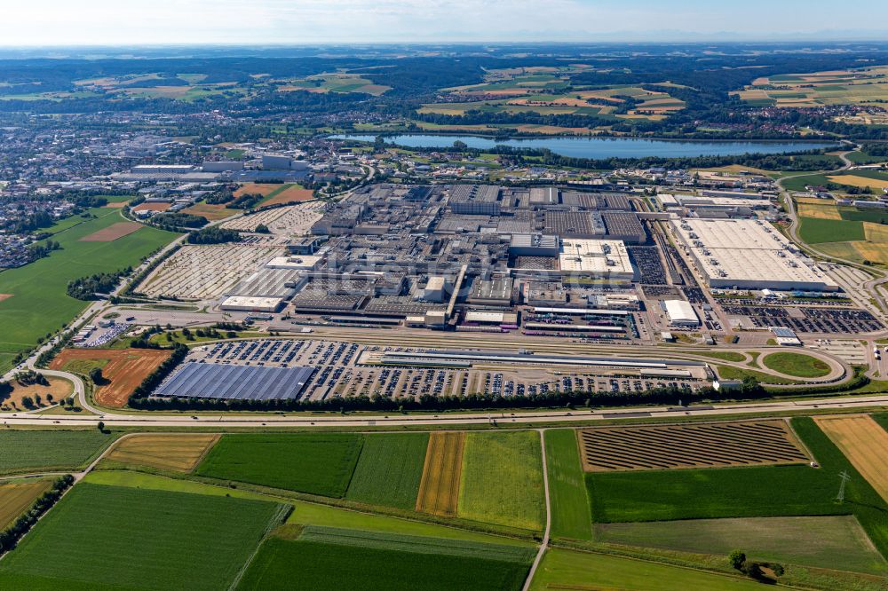 Luftbild Dingolfing - Werksgelände der BMW Werke 2.4 in Dingolfing im Bundesland Bayern