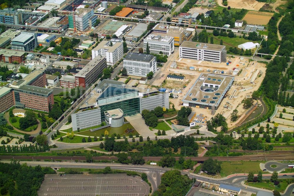 Luftaufnahme Ingelheim am Rhein - Werksgelände der Boehringer Ingelheim Pharma GmbH & Co. KG in Ingelheim am Rhein im Bundesland Rheinland-Pfalz, Deutschland