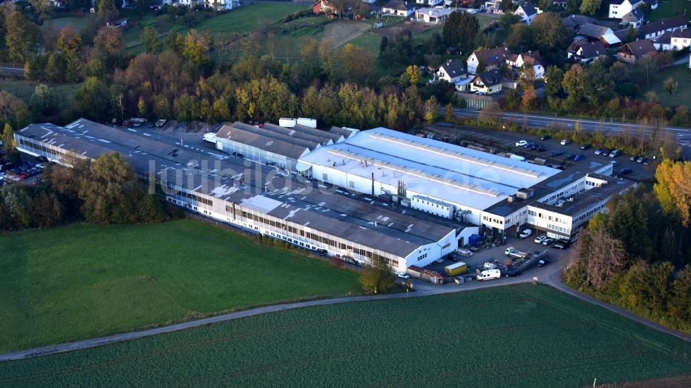 Königswinter von oben - Werksgelände der BRUNE Sitzmöbel GmbH in Königswinter im Bundesland Nordrhein-Westfalen, Deutschland