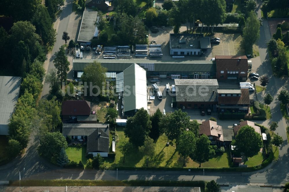 Munster von oben - Werksgelände der Busse Alu-Bau GmbH An der Raubkammer in Munster im Bundesland Niedersachsen