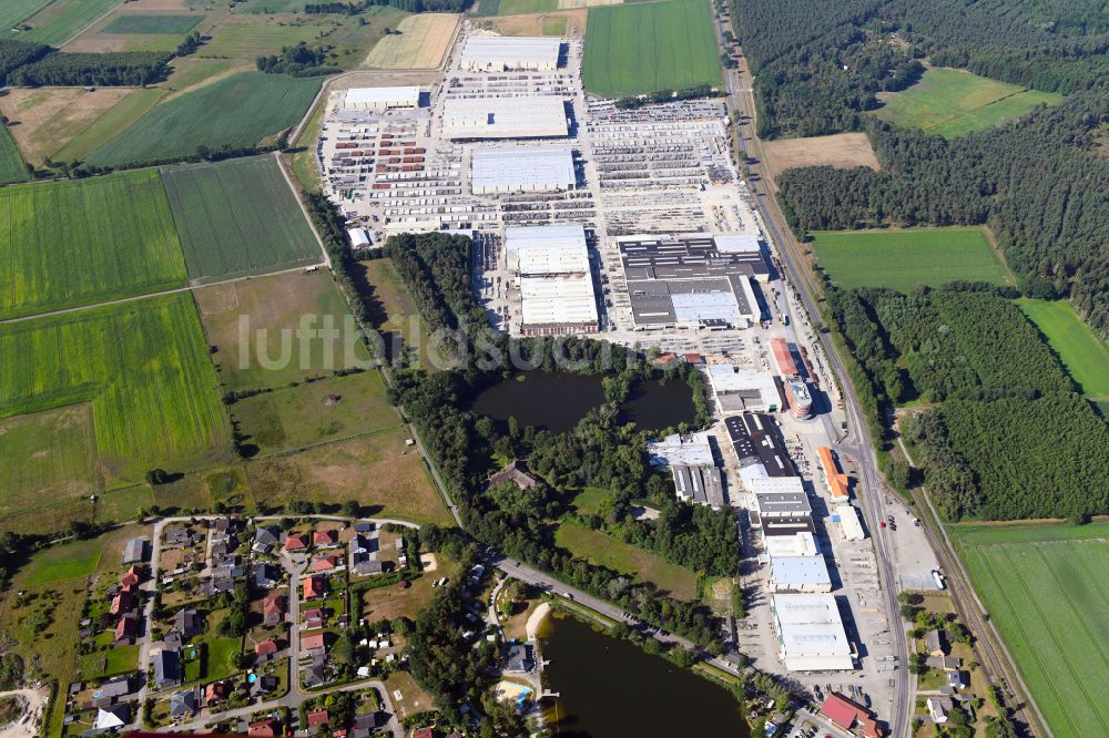 Wittingen von oben - Werksgelände der H. Butting GmbH & Co. KG im Ortsteil Knesebeck in Wittingen im Bundesland Niedersachsen, Deutschland