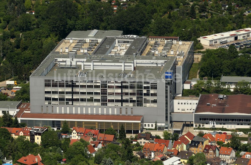Jena aus der Vogelperspektive: Werksgelände der Carl Zeiss Microscopy GmbH in Jena im Bundesland Thüringen, Deutschland