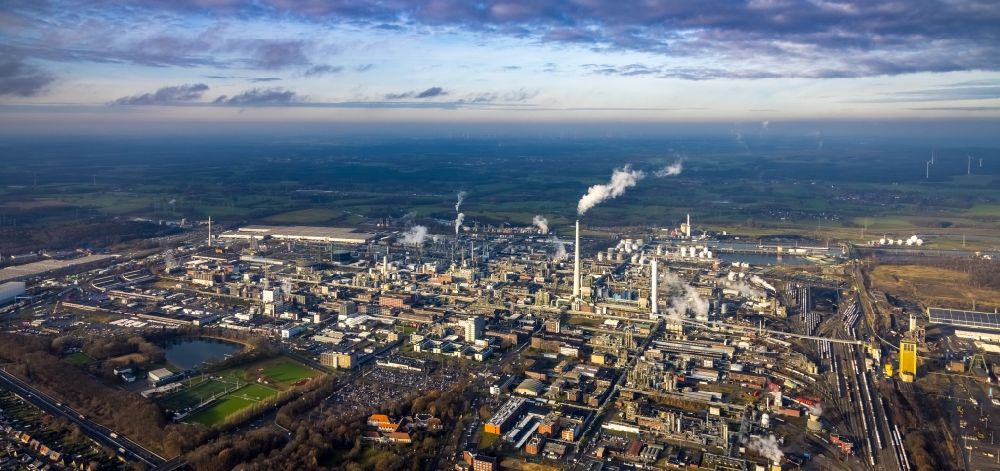Marl aus der Vogelperspektive: Werksgelände des Chemieproduzenten Chemiepark Marl in Marl im Bundesland Nordrhein-Westfalen, Deutschland