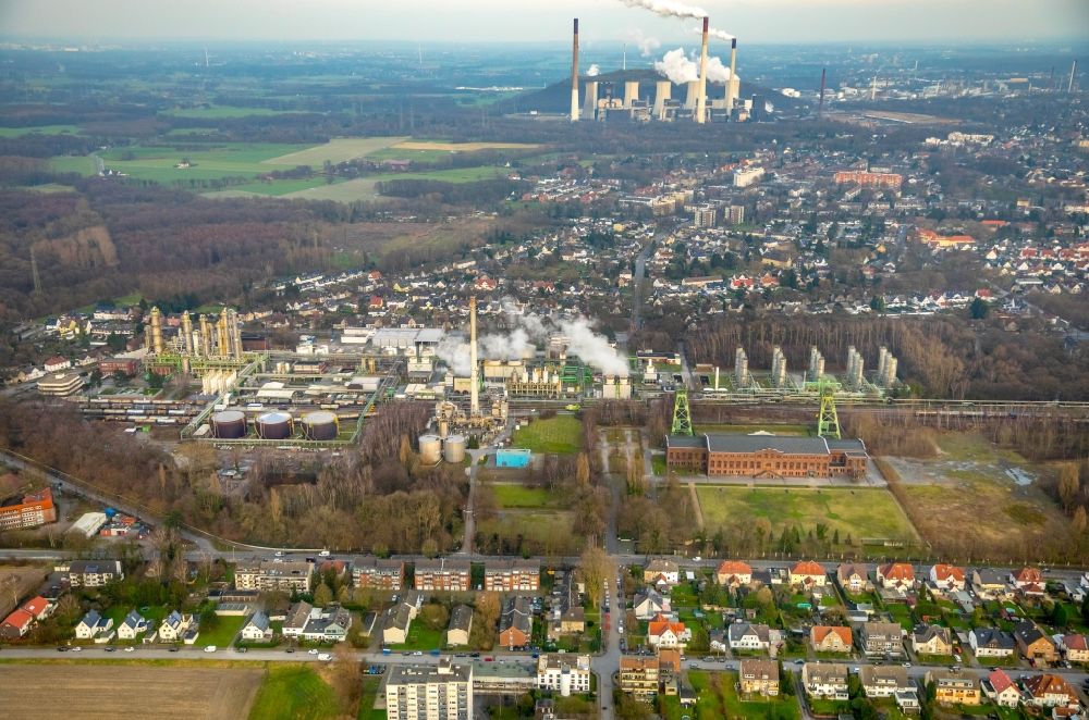 Gladbeck aus der Vogelperspektive: Werksgelände des Chemieproduzenten Ineos Phenol GmbH in Gladbeck im Bundesland Nordrhein-Westfalen
