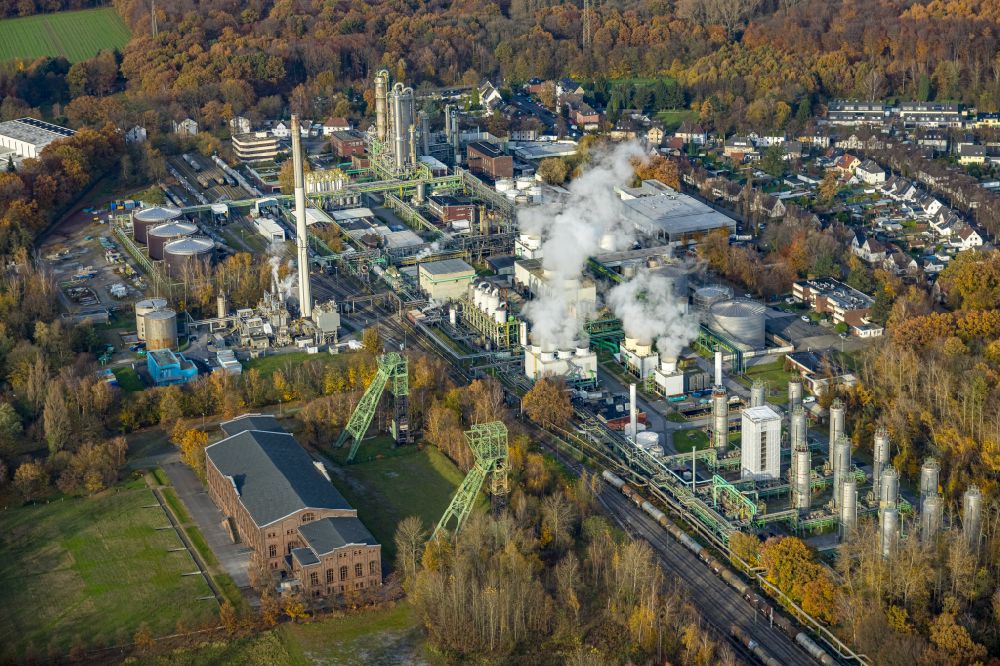 Luftaufnahme Gladbeck - Werksgelände des Chemieproduzenten Ineos Phenol GmbH im Ortsteil Zweckel in Gladbeck im Bundesland Nordrhein-Westfalen, Deutschland