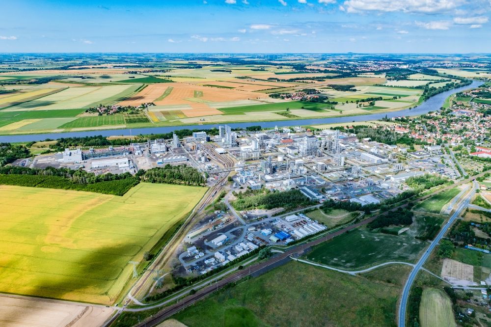 Luftbild Nünchritz - Werksgelände des Chemieproduzenten Wacker Chemie AG in Nünchritz im Bundesland Sachsen, Deutschland