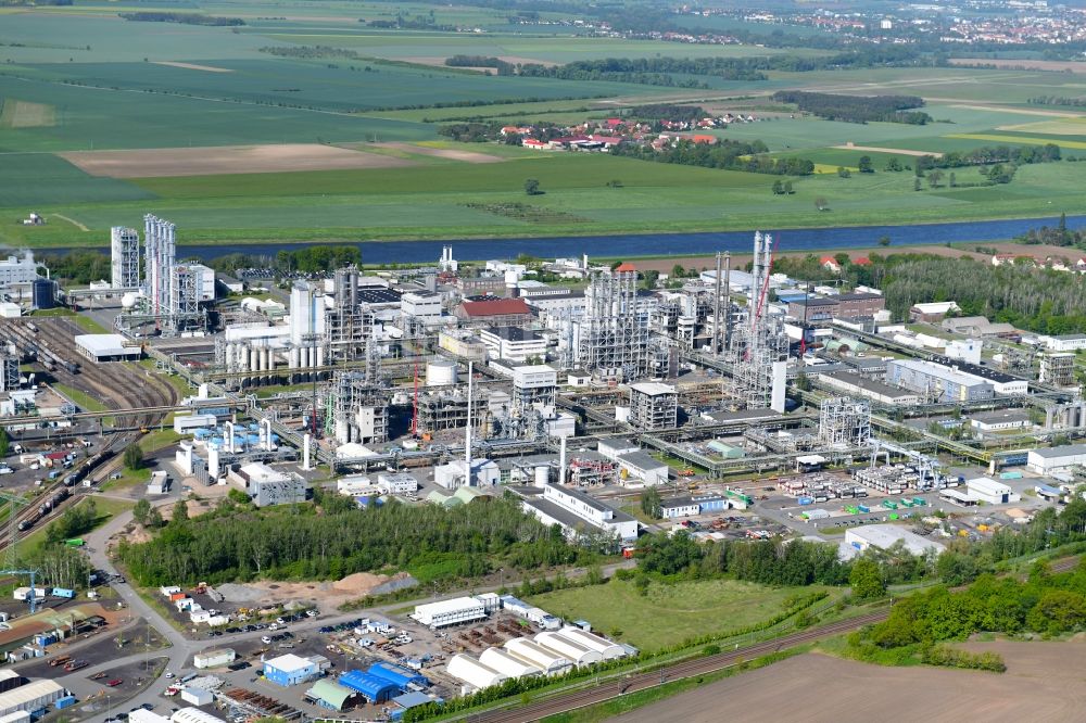 Luftaufnahme Nünchritz - Werksgelände des Chemieproduzenten Wacker Chemie AG, Werk Nünchritz in Nünchritz im Bundesland Sachsen, Deutschland