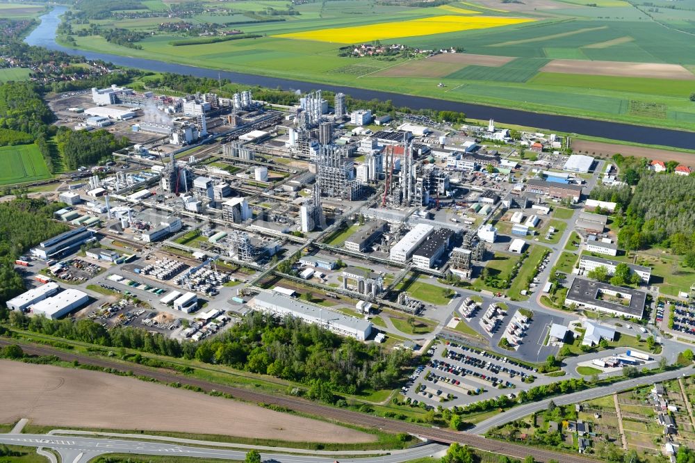 Luftaufnahme Nünchritz - Werksgelände des Chemieproduzenten Wacker Chemie AG, Werk Nünchritz in Nünchritz im Bundesland Sachsen, Deutschland